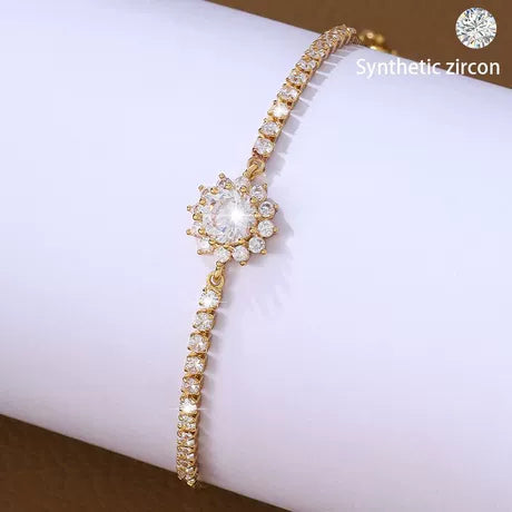 Trendy "Insta-style" adjustable sunflower bracelet for women—featuring micro-set cubic zirconia and a chic, sparkling floral design with a Japanese-Korean aesthetic.